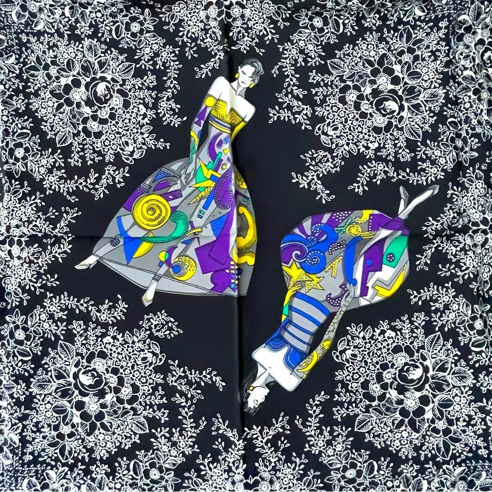 New vintage multicolored Versace large silk scarf